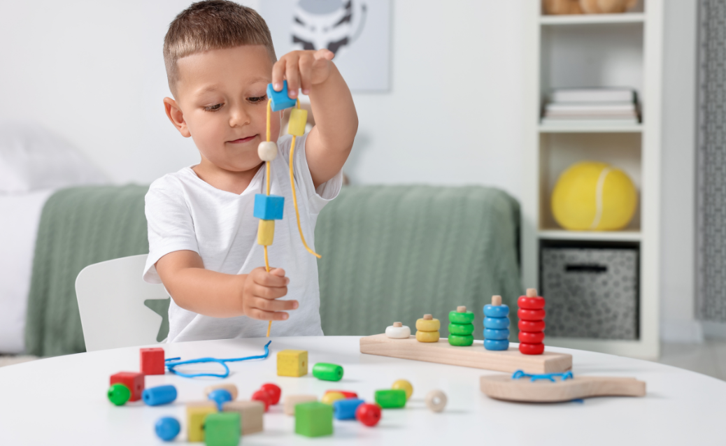 Best Toys for Developing Fine Motor Skills