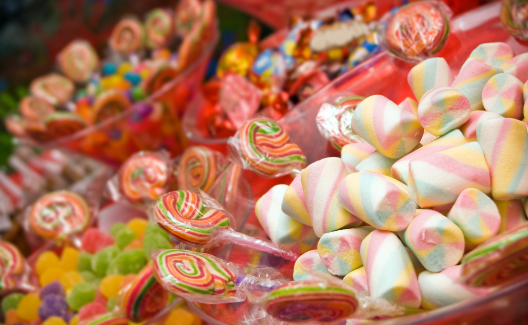 How to Create a Halloween Candy Buffet